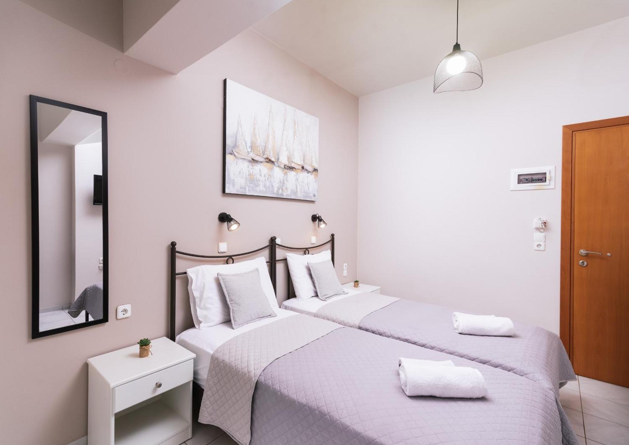 Filia Apartments Pitsidia Exterior foto